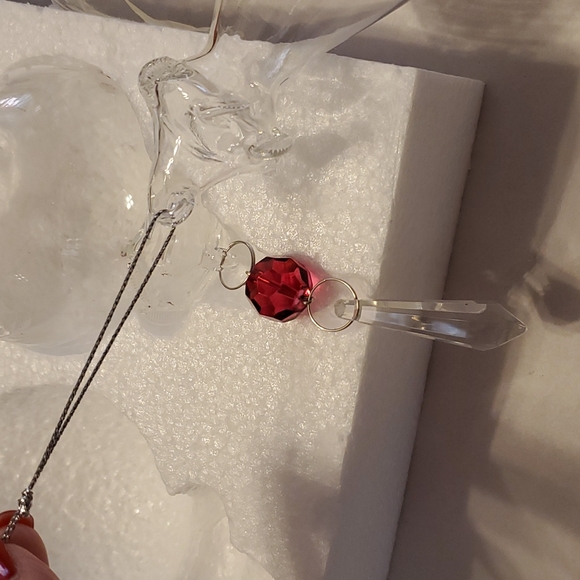 COPY - NWT, Crystal Etched,Small 3 Red Crystals around each. 1 globe,1 hurrica… - Picture 11 of 12
